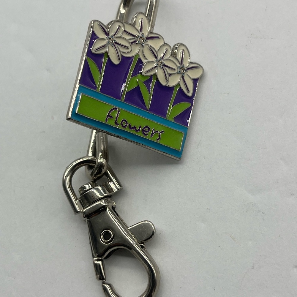 Alexx key purse finders daisy enamel hook
